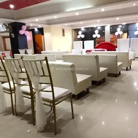New Kumar Hotel & Banquet Lucknow Extérieur photo